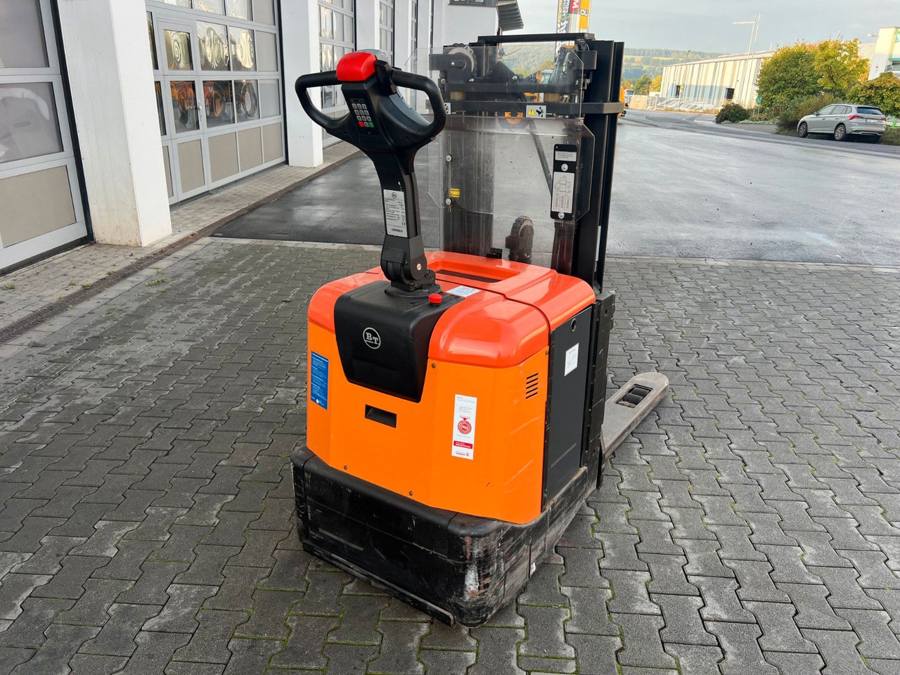 Toyota SPE 125 L / nur 382h ! / Hochhubwagen / 3.350mm - Other machinery: picture 4 Toyota SPE 125 L / nur 382h ! / Hochhubwagen / 3.350mm - Other machinery: picture 4