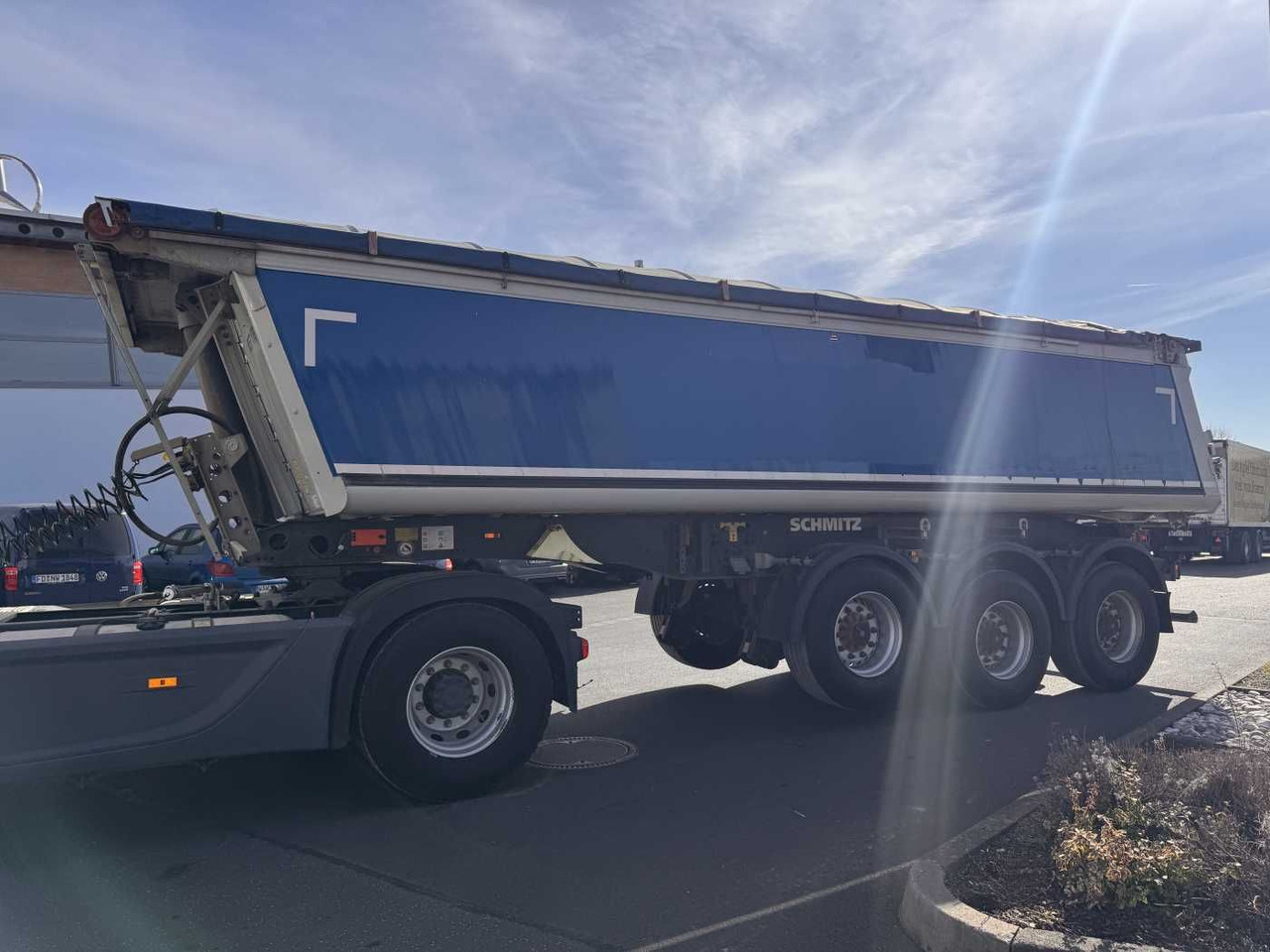 Schmitz Cargobull SGF*S3 SKI 24 SL 7.2 Mulde 23m³ Liftachse 5x Schmitz Cargobull SGF*S3 SKI 24 SL 7.2 Alu-Mulde 23m³ Liftachse - Tipper semi-trailer: picture 5 Schmitz Cargobull SGF*S3 SKI 24 SL 7.2 Mulde 23m³ Liftachse 5x Schmitz Cargobull SGF*S3 SKI 24 SL 7.2 Alu-Mulde 23m³ Liftachse - Tipper semi-trailer: picture 5