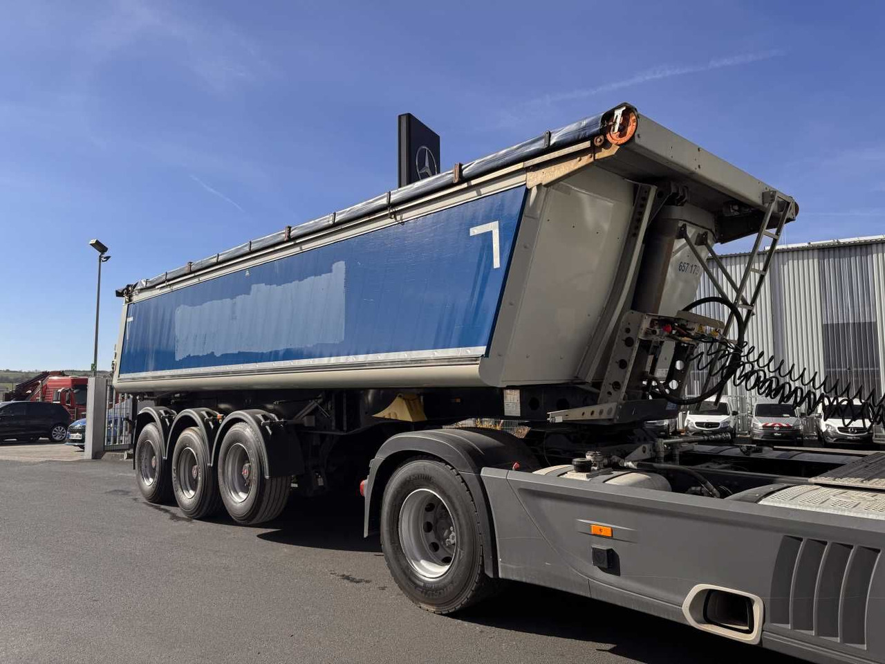 Schmitz Cargobull SGF*S3 SKI 24 SL 7.2 Mulde 23m³ Liftachse 5x Schmitz Cargobull SGF*S3 SKI 24 SL 7.2 Alu-Mulde 23m³ Liftachse - Tipper semi-trailer: picture 3 Schmitz Cargobull SGF*S3 SKI 24 SL 7.2 Mulde 23m³ Liftachse 5x Schmitz Cargobull SGF*S3 SKI 24 SL 7.2 Alu-Mulde 23m³ Liftachse - Tipper semi-trailer: picture 3