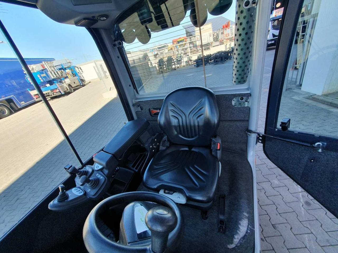 Leasing of Still RX70-35 / Duplex: 3.50m! / nur 1.986h! / SS Still RX70-35 / Duplex: 3.50m! / nur 1.986h! / SS: picture 12 Leasing of Still RX70-35 / Duplex: 3.50m! / nur 1.986h! / SS Still RX70-35 / Duplex: 3.50m! / nur 1.986h! / SS: picture 12