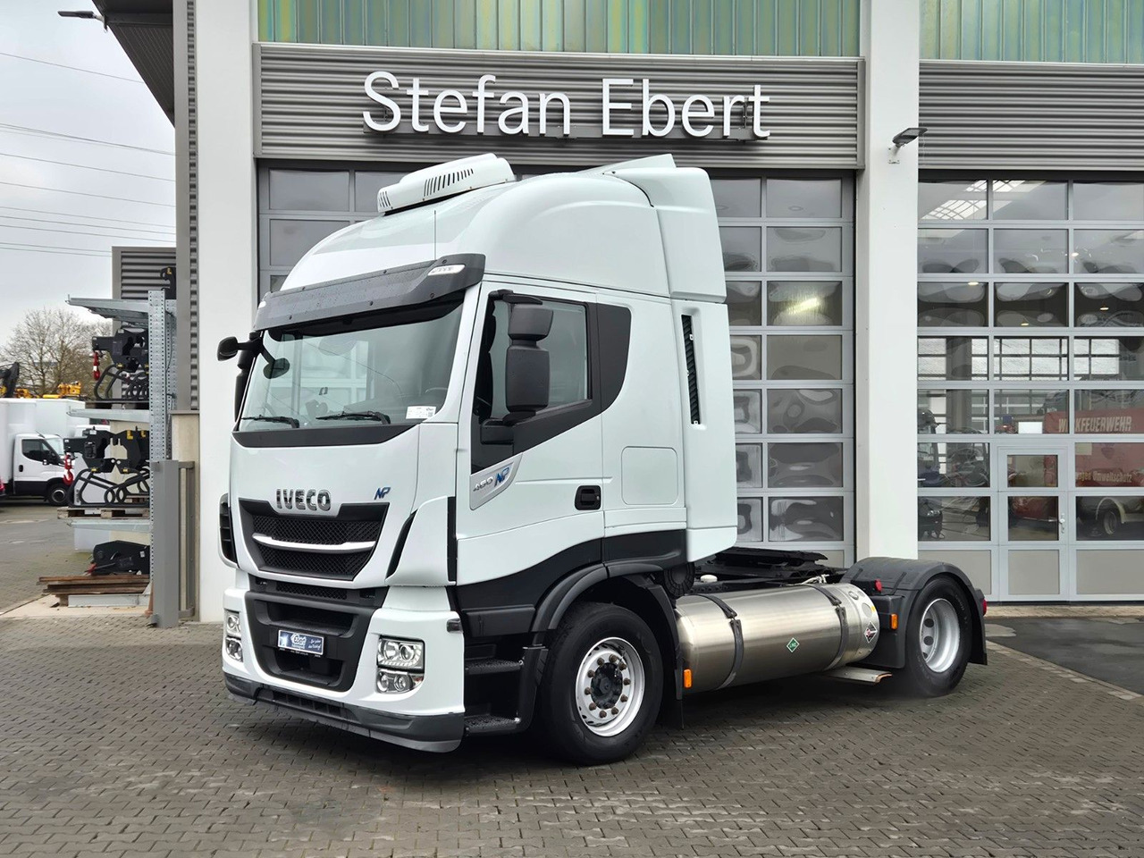 Iveco Stralis 460NP LNG Intarder 3 Stück - Tractor unit: picture 2 Iveco Stralis 460NP LNG Intarder 3 Stück - Tractor unit: picture 2