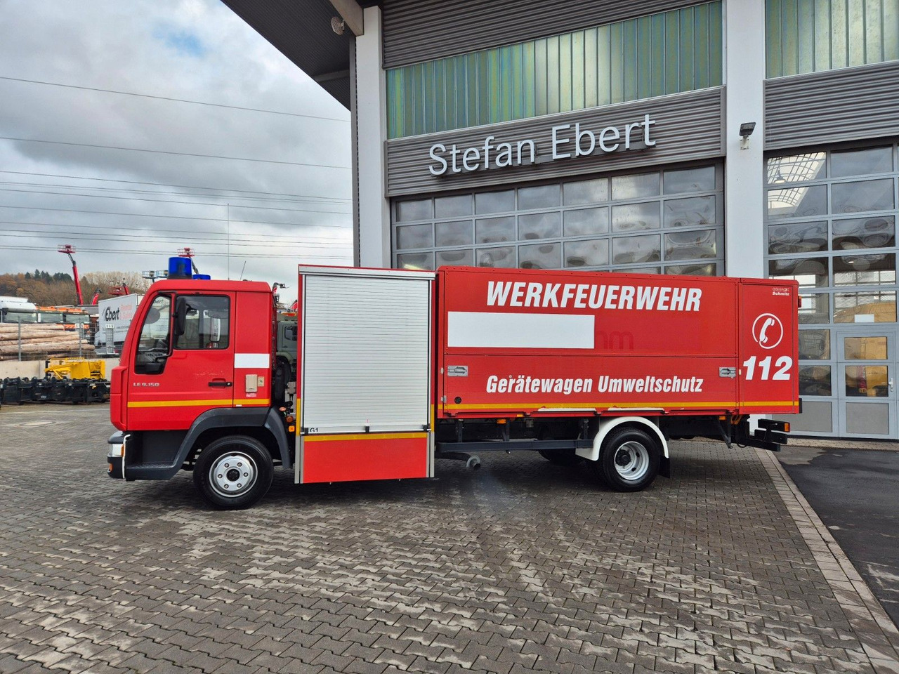 MAN LE 9.150 Feuerwehr Schmitz GW-6 Gerätewagen - Truck: picture 5 MAN LE 9.150 Feuerwehr Schmitz GW-6 Gerätewagen - Truck: picture 5