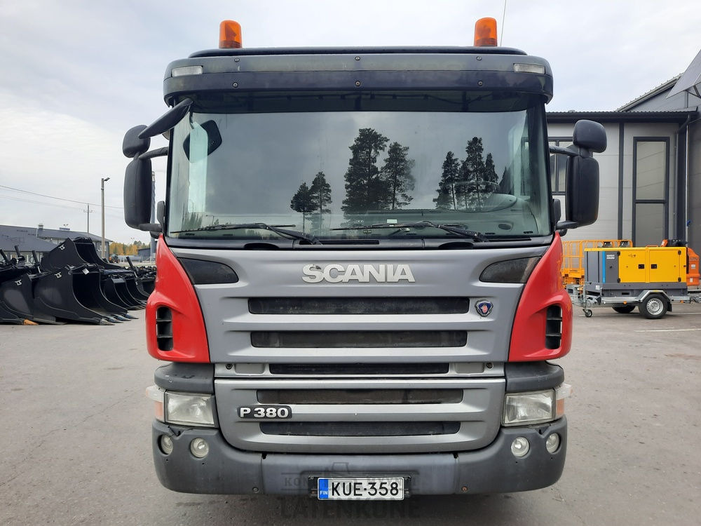 Scania P380 8x2 koneenkuljetusauto - Autotransporter truck: picture 4 Scania P380 8x2 koneenkuljetusauto - Autotransporter truck: picture 4