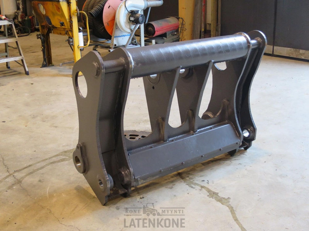 Volvo pikakiinnike L90-120 C-D-E-F-H hydraulinen - Quick coupler for Construction machinery: picture 1 Volvo pikakiinnike L90-120 C-D-E-F-H hydraulinen - Quick coupler for Construction machinery: picture 1