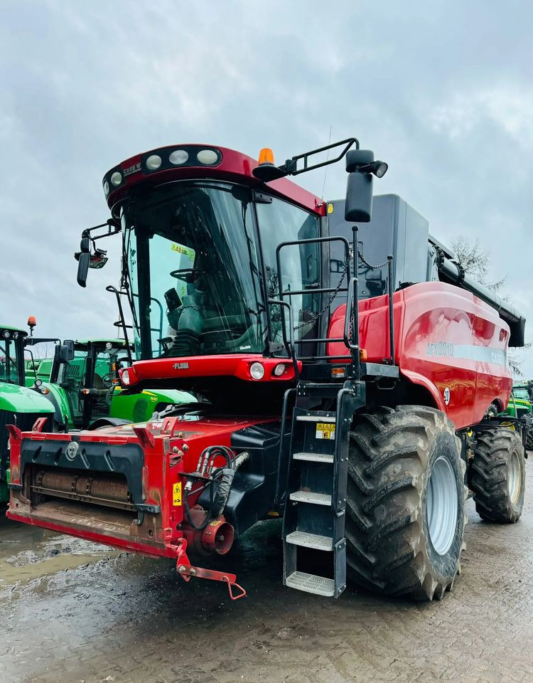 Case IH AFH 8010 - Combine harvester: picture 4 Case IH AFH 8010 - Combine harvester: picture 4