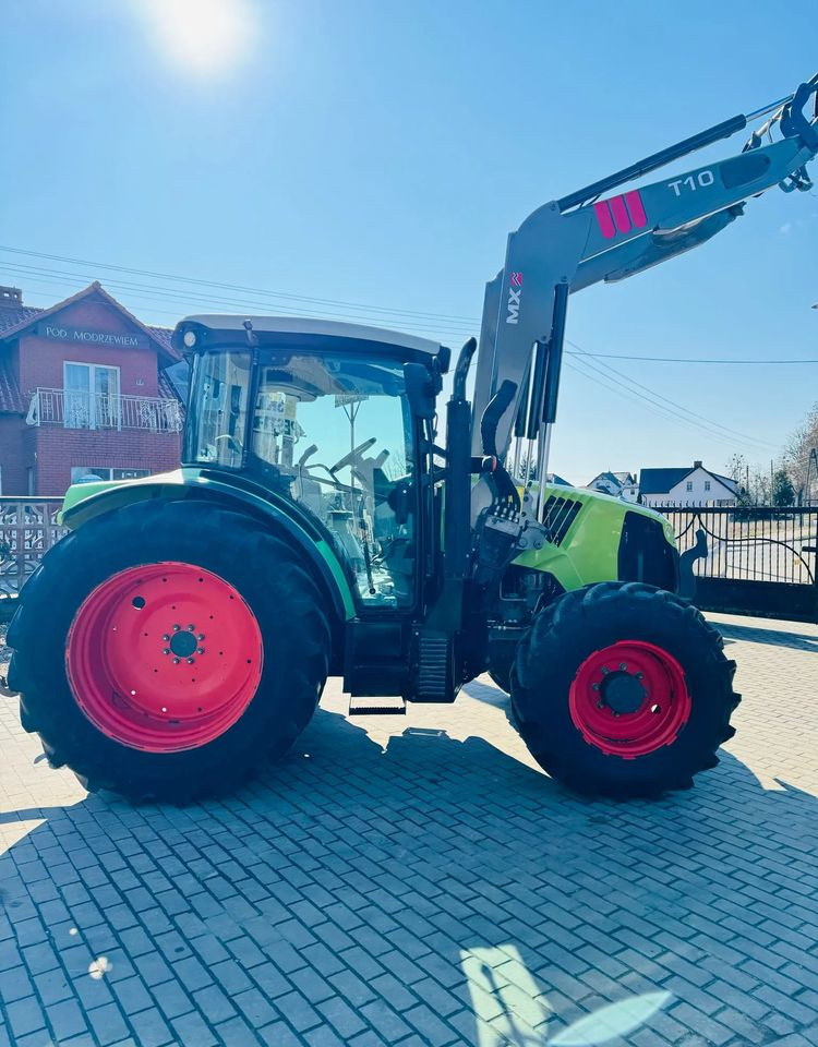 Claas Arion 420 - Farm tractor: picture 5 Claas Arion 420 - Farm tractor: picture 5