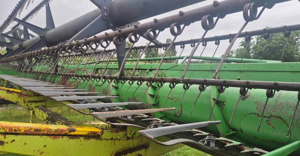 John Deere 922 - Grain header: picture 5 John Deere 922 - Grain header: picture 5