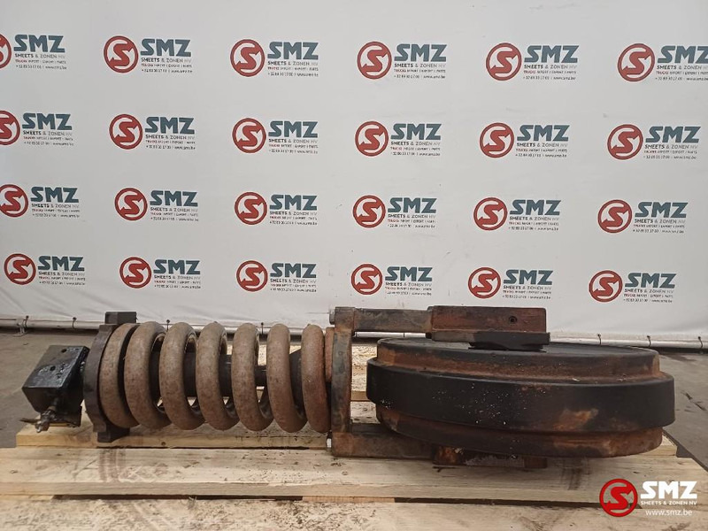 Caterpillar Track adjuster and recoil Caterpillar - Frame/ Chassis for Material handling equipment: picture 1 Caterpillar Track adjuster and recoil Caterpillar - Frame/ Chassis for Material handling equipment: picture 1