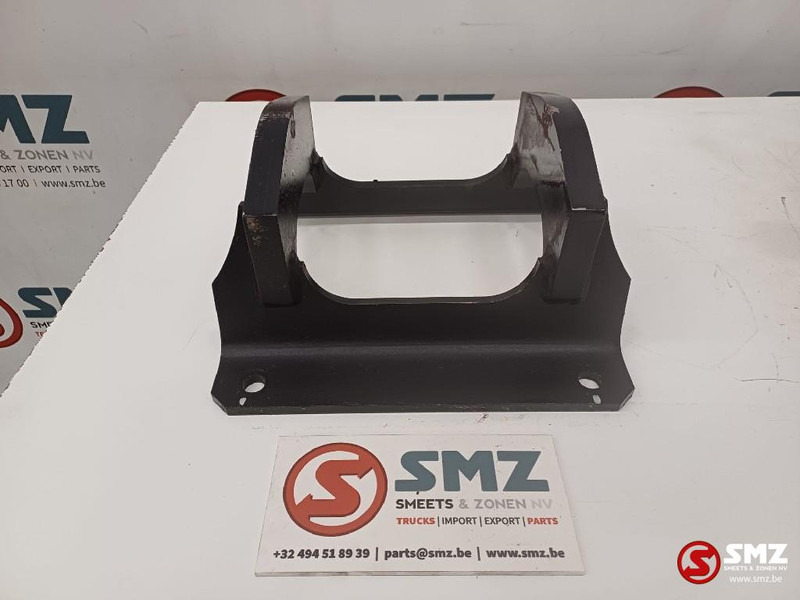Caterpillar Track guide guard Caterpillar - Frame/ Chassis for Material handling equipment: picture 4 Caterpillar Track guide guard Caterpillar - Frame/ Chassis for Material handling equipment: picture 4