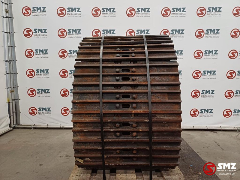 Caterpillar Track shoe + link track Caterpillar - Frame/ Chassis for Material handling equipment: picture 2 Caterpillar Track shoe + link track Caterpillar - Frame/ Chassis for Material handling equipment: picture 2