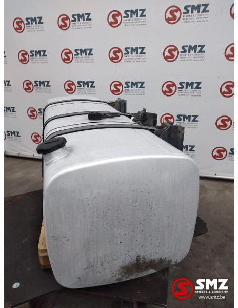 DAF Occ brandstoftank 750L DAF - Fuel tank for Truck: picture 3 DAF Occ brandstoftank 750L DAF - Fuel tank for Truck: picture 3
