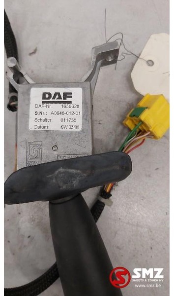 DAF Occ stuurkolomschakelaar (cruise control,retarder) - Steering column switch for Truck: picture 3 DAF Occ stuurkolomschakelaar (cruise control,retarder) - Steering column switch for Truck: picture 3