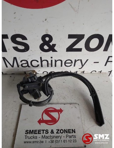 Diversen Occ Abs magneetventiel Mercedes - Brake valve for Truck: picture 1 Diversen Occ Abs magneetventiel Mercedes - Brake valve for Truck: picture 1