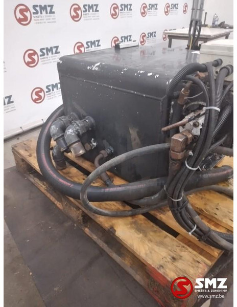 Diversen Occ hydrauliektank 150L 60cmx50cmx50cm - Hydraulic tank for Truck: picture 4 Diversen Occ hydrauliektank 150L 60cmx50cmx50cm - Hydraulic tank for Truck: picture 4