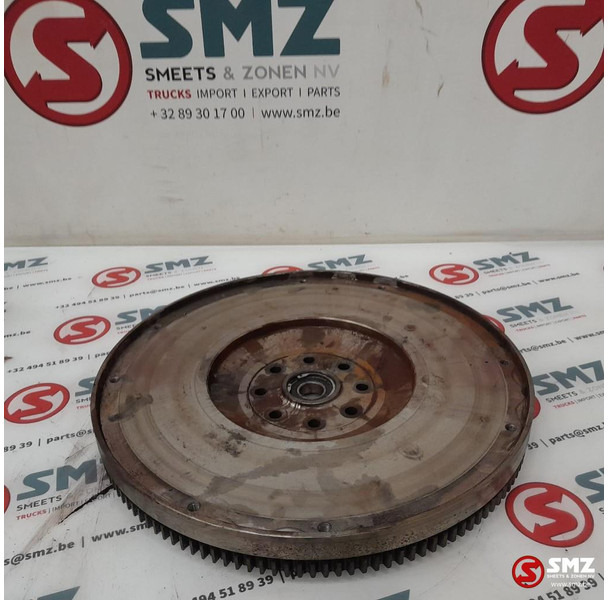 Iveco Occ vliegwiel F4AFE611 Iveco - Engine and parts for Truck: picture 2 Iveco Occ vliegwiel F4AFE611 Iveco - Engine and parts for Truck: picture 2