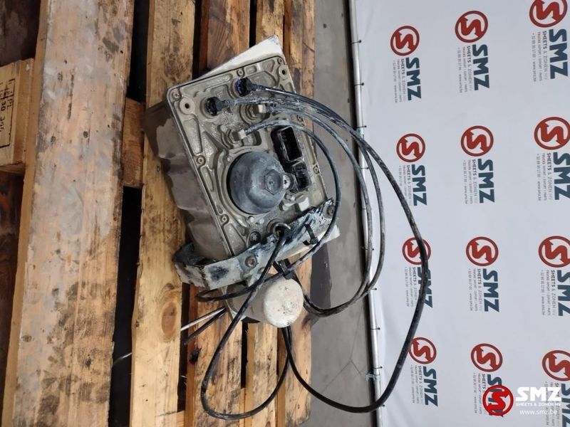 MAN Occ AdBlue module MAN TGS Bosch Denoxtronic 003852 - Fuel processing/ Fuel delivery for Truck: picture 3 MAN Occ AdBlue module MAN TGS Bosch Denoxtronic 003852 - Fuel processing/ Fuel delivery for Truck: picture 3