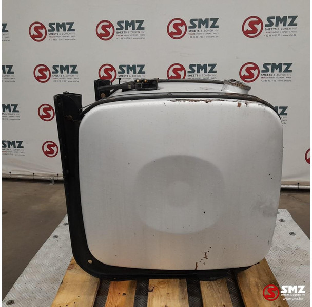 MAN Occ brandstoftank 330L + brandstofniveausensor + s - Fuel tank for Truck: picture 3 MAN Occ brandstoftank 330L + brandstofniveausensor + s - Fuel tank for Truck: picture 3