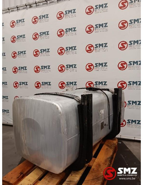 MAN Occ brandstoftank 600L MAN - Fuel tank for Truck: picture 2 MAN Occ brandstoftank 600L MAN - Fuel tank for Truck: picture 2