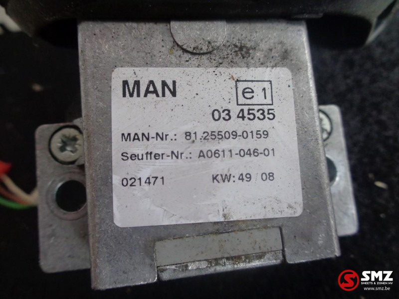 MAN Occ combischakelaar retarder MAN - Steering column switch for Truck: picture 2 MAN Occ combischakelaar retarder MAN - Steering column switch for Truck: picture 2