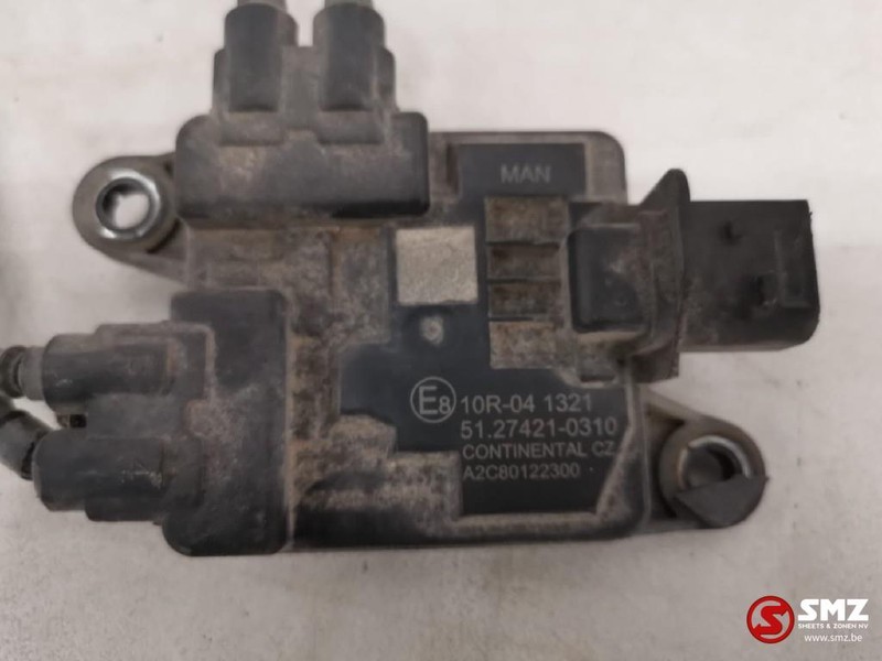 MAN Occ koelvloeistof temperatuur sensor MAN TGX - Sensor for Truck: picture 2 MAN Occ koelvloeistof temperatuur sensor MAN TGX - Sensor for Truck: picture 2