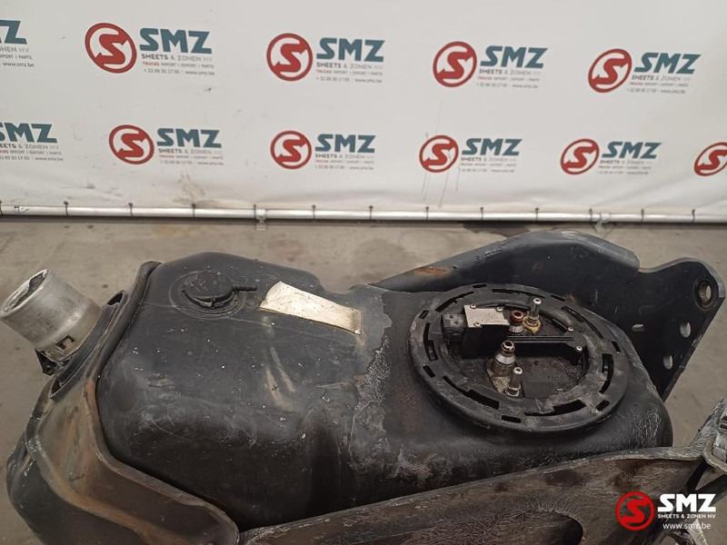 Mercedes-Benz Occ AdBluetank Mercedes - Fuel processing/ Fuel delivery for Truck: picture 5 Mercedes-Benz Occ AdBluetank Mercedes - Fuel processing/ Fuel delivery for Truck: picture 5