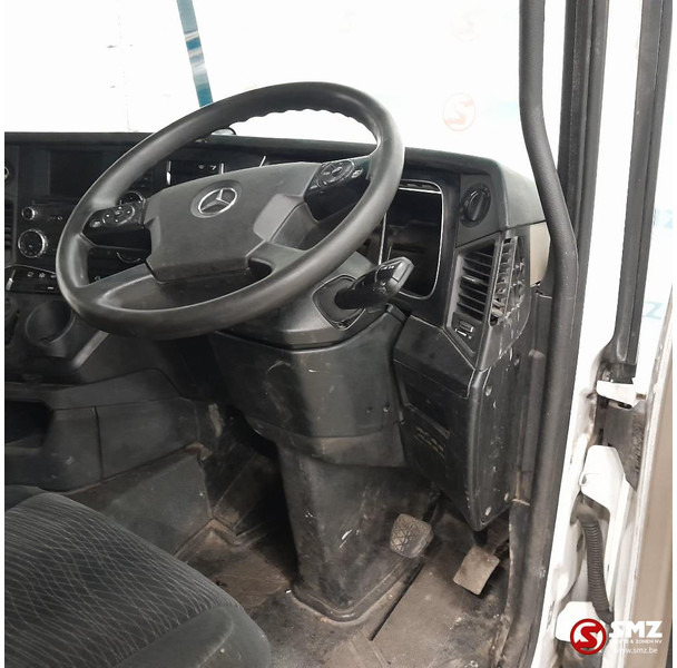 Cab and interior for Truck Mercedes-Benz Occ cabine RHD Mercedes: picture 13