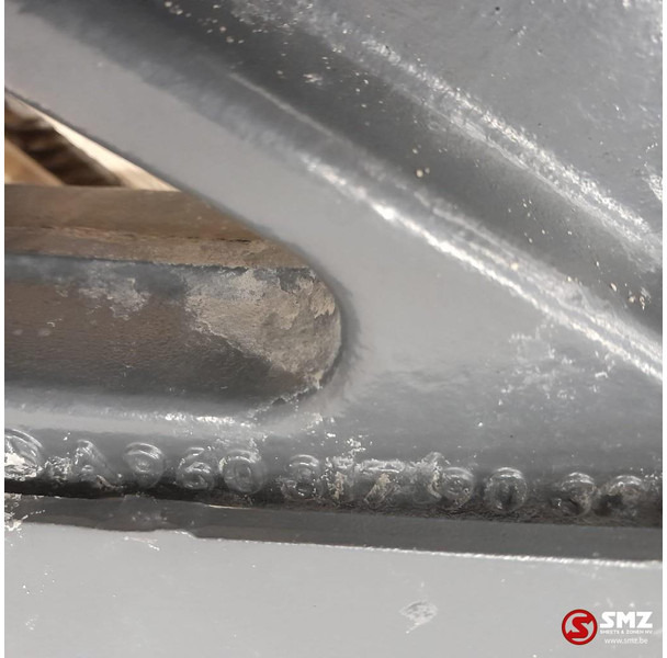 Mercedes-Benz Occ montagebeugels rechts Mercedes - Frame/ Chassis for Truck: picture 4 Mercedes-Benz Occ montagebeugels rechts Mercedes - Frame/ Chassis for Truck: picture 4