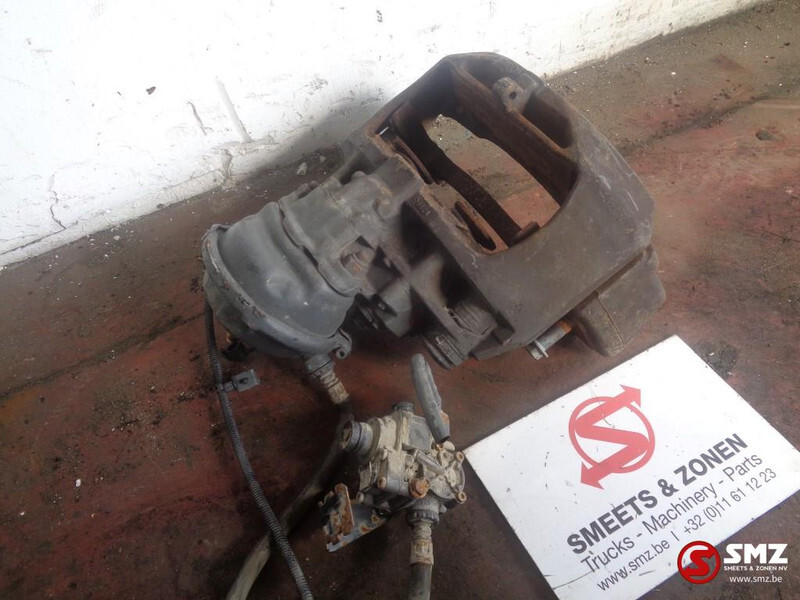 Mercedes-Benz Occ remklauw mercedes actros links voor - Brake caliper for Truck: picture 2 Mercedes-Benz Occ remklauw mercedes actros links voor - Brake caliper for Truck: picture 2