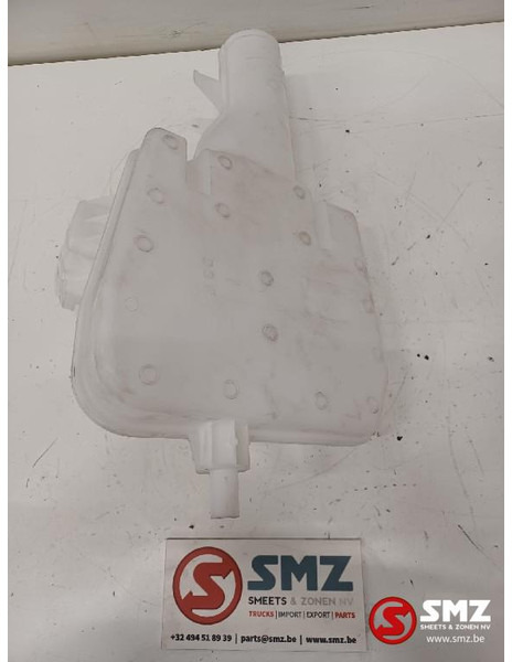 Mercedes-Benz Ruitensproeierreservoir Mercedes - Wiper for Truck: picture 2 Mercedes-Benz Ruitensproeierreservoir Mercedes - Wiper for Truck: picture 2