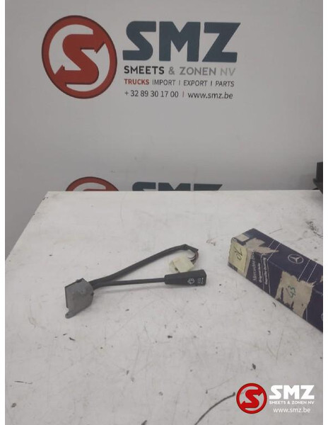 Mercedes-Benz Ruitenwisserschakelaar mercedes mb100 a6315450222 - Wiper for Truck: picture 2 Mercedes-Benz Ruitenwisserschakelaar mercedes mb100 a6315450222 - Wiper for Truck: picture 2