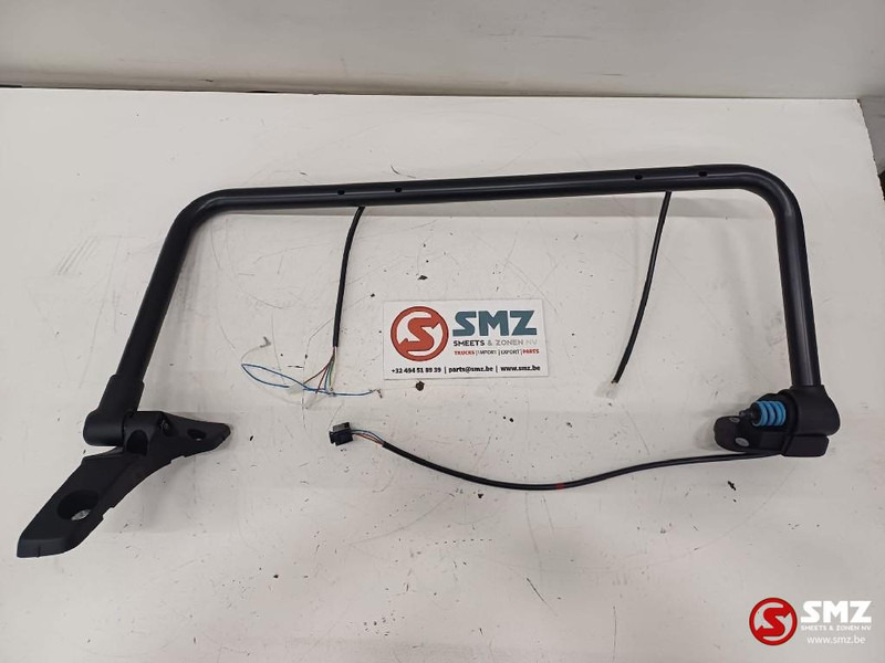 Mercedes-Benz Spiegelhouder rechts mercedes - Rear view mirror for Truck: picture 1 Mercedes-Benz Spiegelhouder rechts mercedes - Rear view mirror for Truck: picture 1