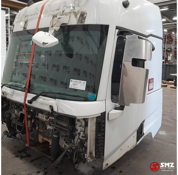 Renault Occ cabine RHD Renault T - Cab and interior for Truck: picture 1 Renault Occ cabine RHD Renault T - Cab and interior for Truck: picture 1