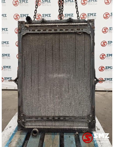 Renault Occ radiator Renault - Radiator for Truck: picture 1 Renault Occ radiator Renault - Radiator for Truck: picture 1