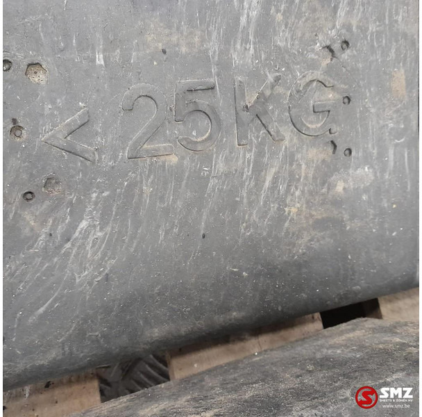 Diversen Occ lot steunvoeten verkeersborden - Spare parts for Truck: picture 5 Diversen Occ lot steunvoeten verkeersborden - Spare parts for Truck: picture 5