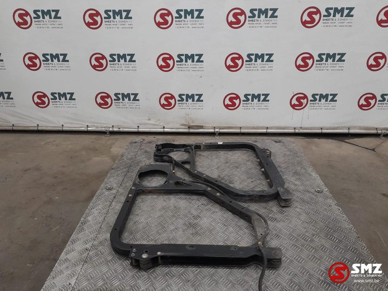 Volvo Occ 2 sideskirtbeugels Volvo - Frame/ Chassis for Truck: picture 3 Volvo Occ 2 sideskirtbeugels Volvo - Frame/ Chassis for Truck: picture 3