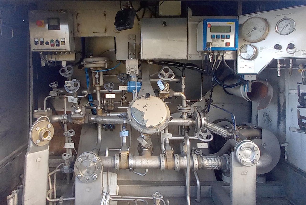 AGA Cryo Gas tank semi-trailer cryogenic used for nitrogen, argon, oxygen, LIN, LOX, LAR. - Tank semi-trailer: picture 4 AGA Cryo Gas tank semi-trailer cryogenic used for nitrogen, argon, oxygen, LIN, LOX, LAR. - Tank semi-trailer: picture 4