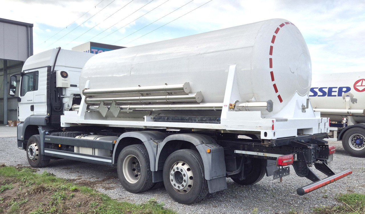 MAN Tank gas truck cryogenic used for oxygen, nitrogen, argon, LIN, LOX, LAR - Tank truck: picture 4 MAN Tank gas truck cryogenic used for oxygen, nitrogen, argon, LIN, LOX, LAR - Tank truck: picture 4