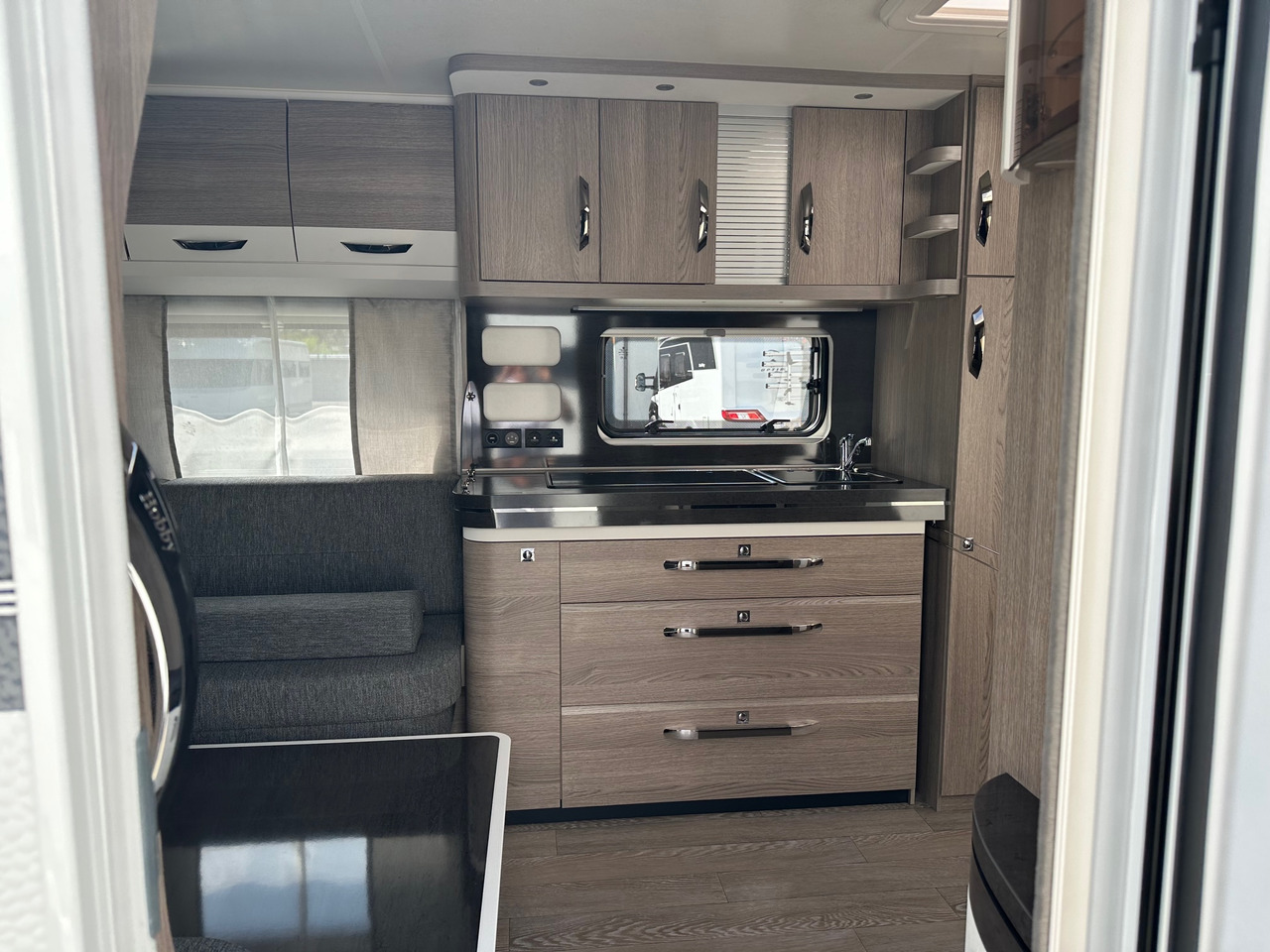 New Caravan Hobby 560 UL Prestige 2023: picture 6