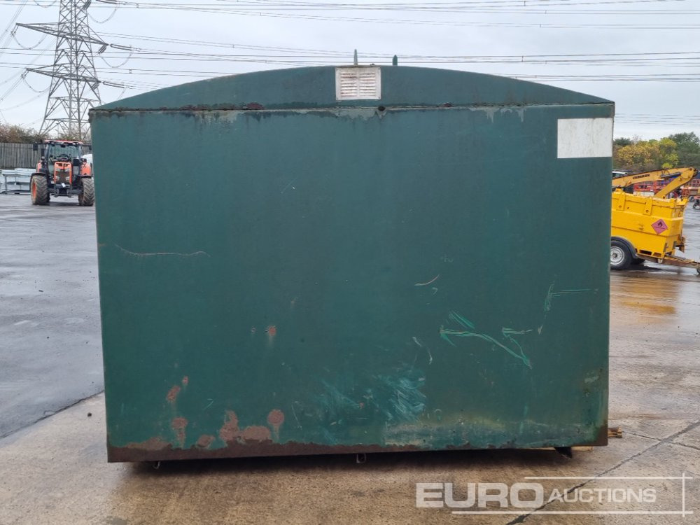 13,535 Litre Static Bunded Fuel Bowser, Electric Pump - Storage tank: picture 4 13,535 Litre Static Bunded Fuel Bowser, Electric Pump - Storage tank: picture 4