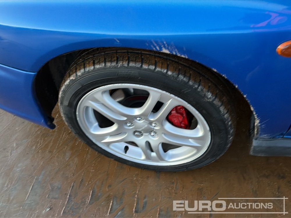 Car 2001 Subaru Impreza: picture 10