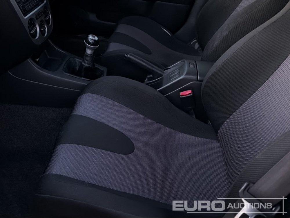 Car 2001 Subaru Impreza: picture 20