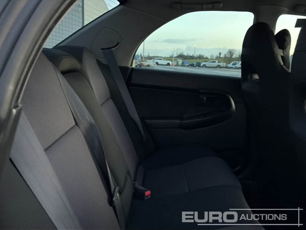 Car 2001 Subaru Impreza: picture 15