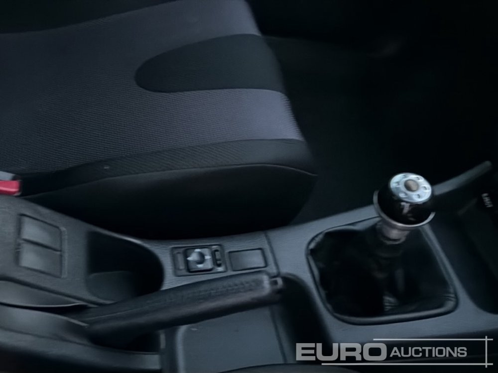 Car 2001 Subaru Impreza: picture 26