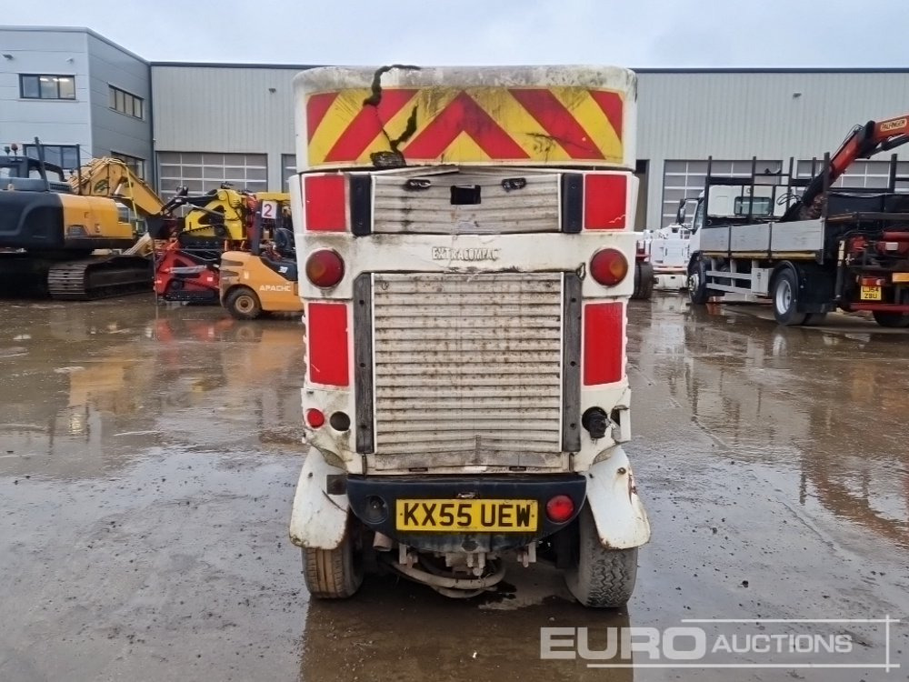 2005 Mathieu Yno Azura2 - Road sweeper: picture 4 2005 Mathieu Yno Azura2 - Road sweeper: picture 4