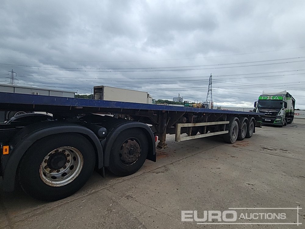 2007 SDC Trailer Tri Axle Extendable Flatbed Trailer, Twist Locks, Rear Steer - Dropside/ Flatbed semi-trailer: picture 1 2007 SDC Trailer Tri Axle Extendable Flatbed Trailer, Twist Locks, Rear Steer - Dropside/ Flatbed semi-trailer: picture 1