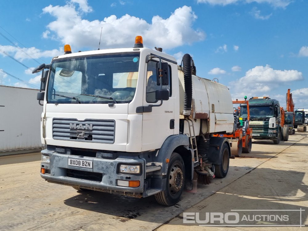 2008 MAN TGM18.240 - Road sweeper: picture 1 2008 MAN TGM18.240 - Road sweeper: picture 1