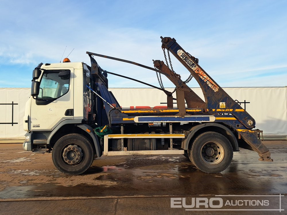 2011 DAF LF55.220 - Skip loader truck: picture 2 2011 DAF LF55.220 - Skip loader truck: picture 2