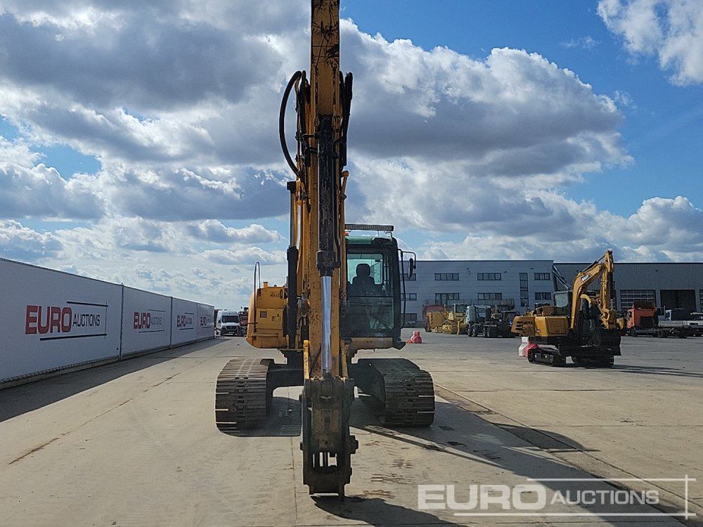 Crawler excavator 2011 JCB JS220LC: picture 8