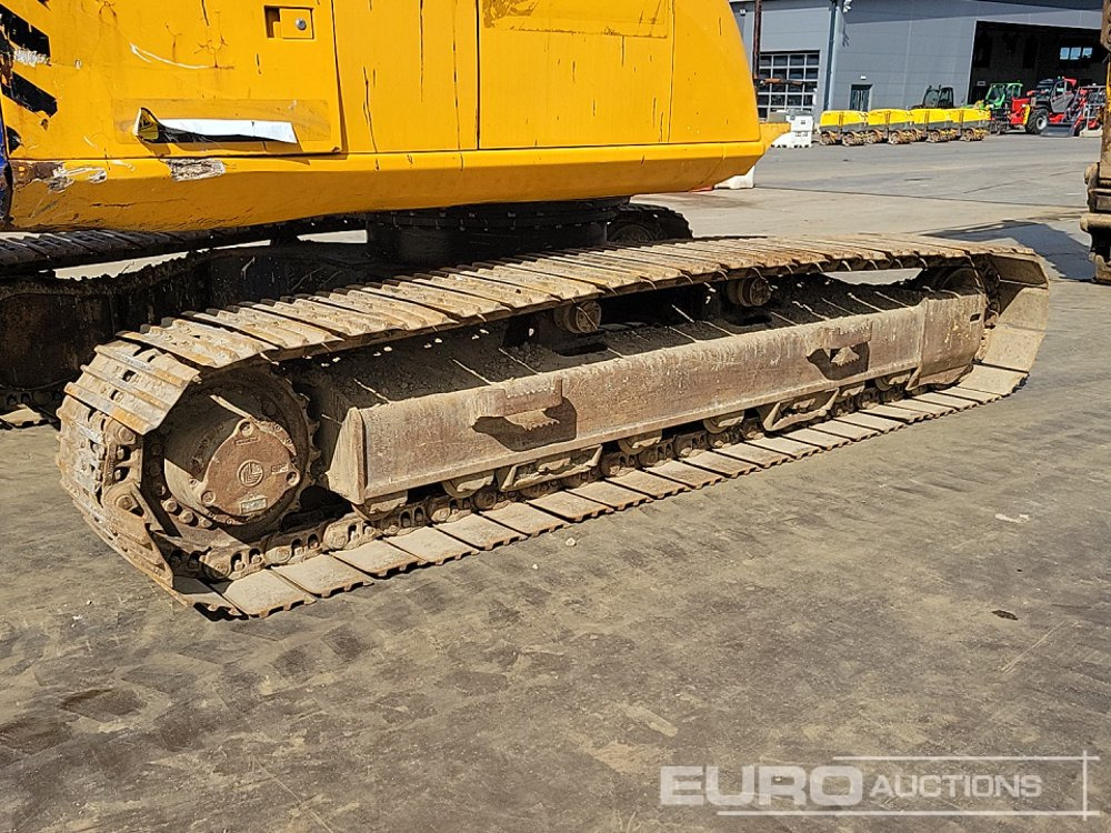 Crawler excavator 2011 JCB JS220LC: picture 14