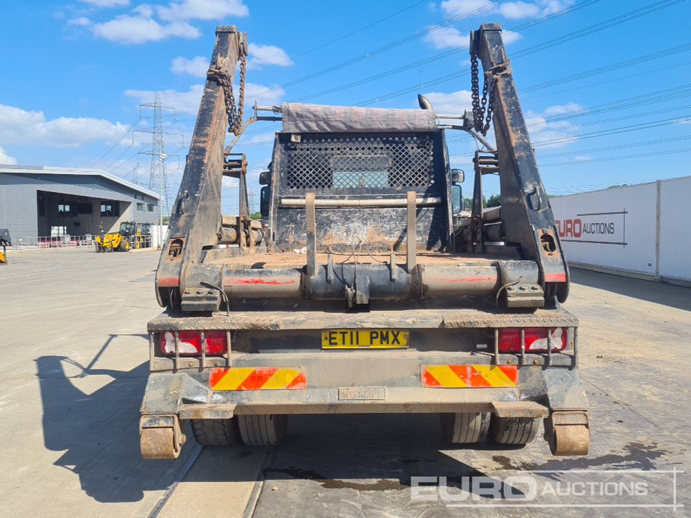 2011 Scania P230 - Skip loader truck: picture 4 2011 Scania P230 - Skip loader truck: picture 4